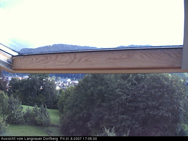 Webcam-Bild: Aussicht vom Dorfberg in Langnau 20070831-170500