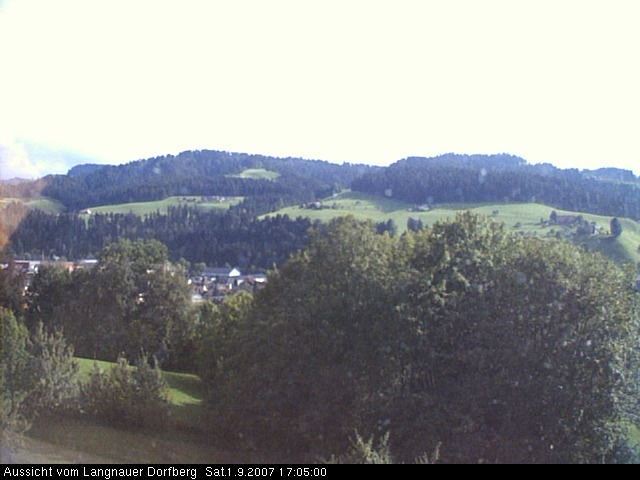Webcam-Bild: Aussicht vom Dorfberg in Langnau 20070901-170500