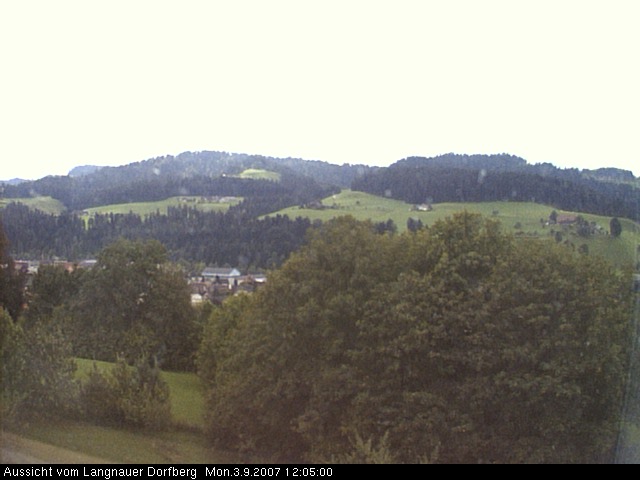 Webcam-Bild: Aussicht vom Dorfberg in Langnau 20070903-120500
