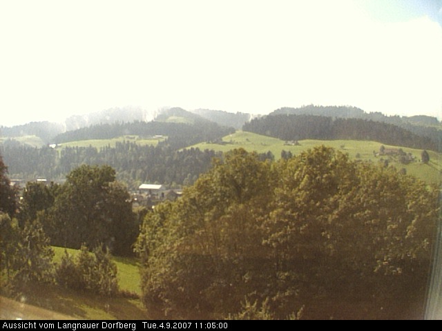 Webcam-Bild: Aussicht vom Dorfberg in Langnau 20070904-110500