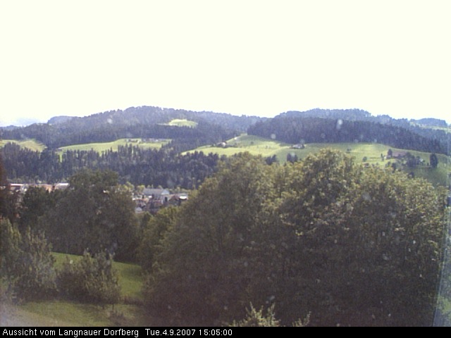 Webcam-Bild: Aussicht vom Dorfberg in Langnau 20070904-150500
