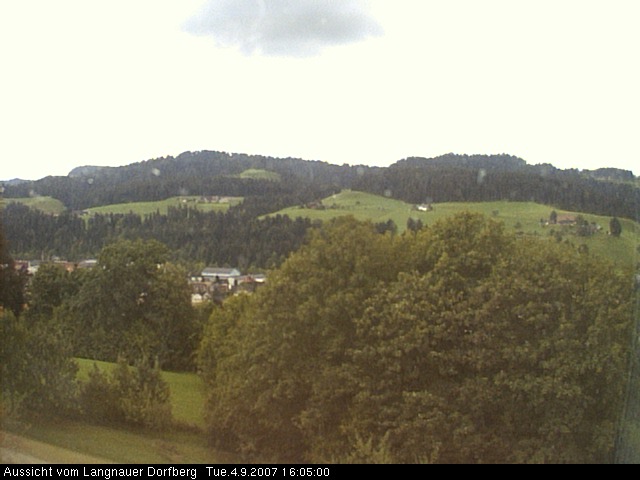 Webcam-Bild: Aussicht vom Dorfberg in Langnau 20070904-160500