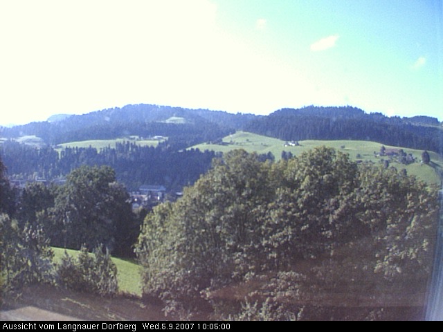 Webcam-Bild: Aussicht vom Dorfberg in Langnau 20070905-100500