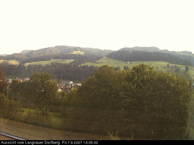 Webcam-Bild: Aussicht vom Dorfberg in Langnau 20070907-180500