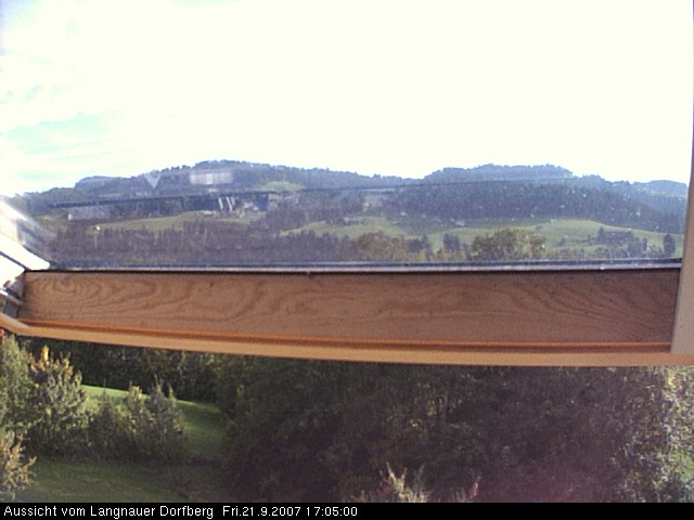 Webcam-Bild: Aussicht vom Dorfberg in Langnau 20070921-170500
