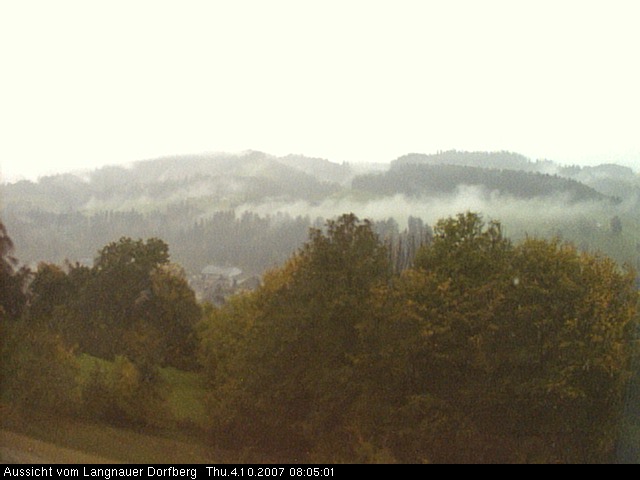 Webcam-Bild: Aussicht vom Dorfberg in Langnau 20071004-080500