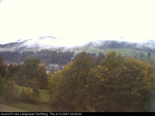 Webcam-Bild: Aussicht vom Dorfberg in Langnau 20071004-090500