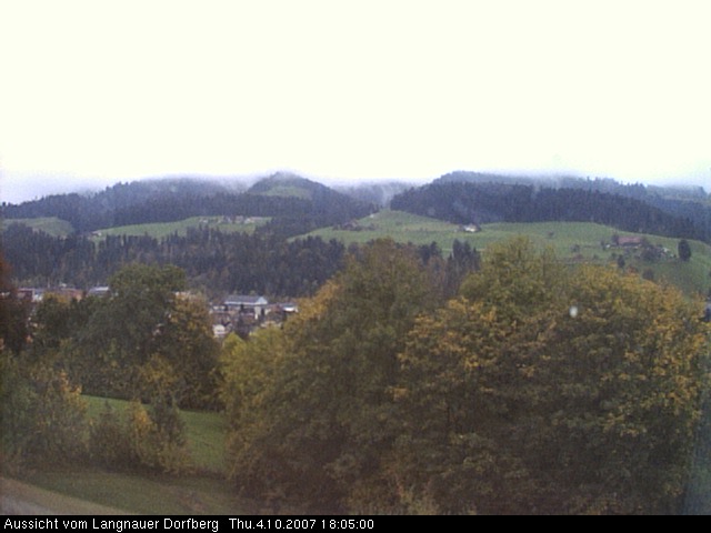 Webcam-Bild: Aussicht vom Dorfberg in Langnau 20071004-180500