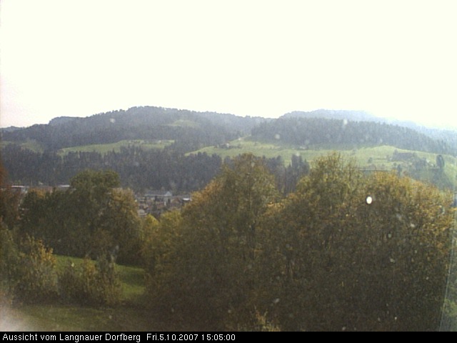 Webcam-Bild: Aussicht vom Dorfberg in Langnau 20071005-150500
