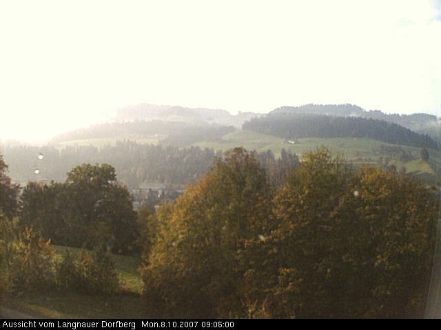 Webcam-Bild: Aussicht vom Dorfberg in Langnau 20071008-090500
