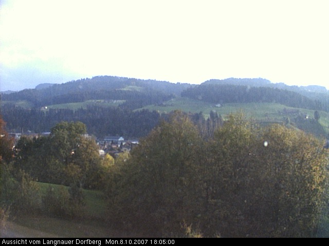 Webcam-Bild: Aussicht vom Dorfberg in Langnau 20071008-180500