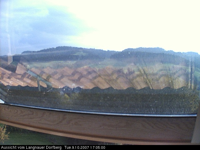 Webcam-Bild: Aussicht vom Dorfberg in Langnau 20071009-170500