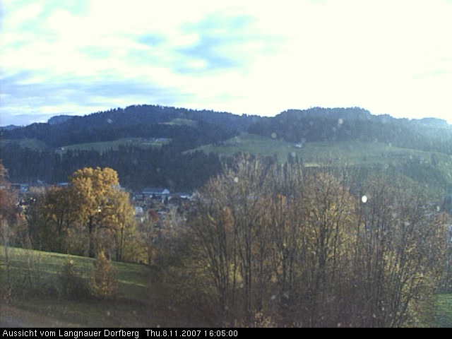 Webcam-Bild: Aussicht vom Dorfberg in Langnau 20071108-160500