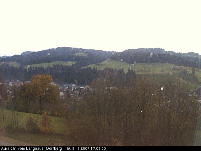 Webcam-Bild: Aussicht vom Dorfberg in Langnau 20071108-170500