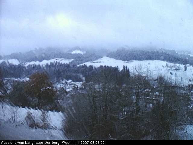 Webcam-Bild: Aussicht vom Dorfberg in Langnau 20071114-080500