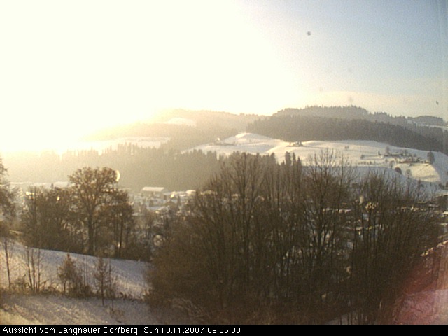 Webcam-Bild: Aussicht vom Dorfberg in Langnau 20071118-090500