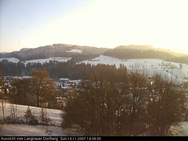 Webcam-Bild: Aussicht vom Dorfberg in Langnau 20071118-160500