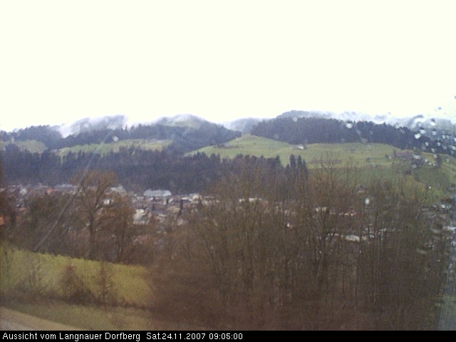 Webcam-Bild: Aussicht vom Dorfberg in Langnau 20071124-090500