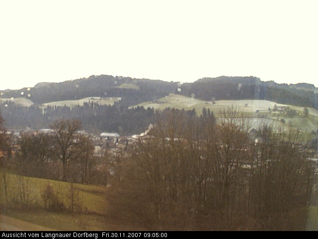 Webcam-Bild: Aussicht vom Dorfberg in Langnau 20071130-090500