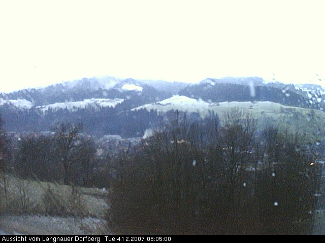 Webcam-Bild: Aussicht vom Dorfberg in Langnau 20071204-080500