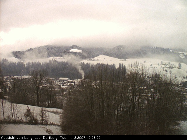 Webcam-Bild: Aussicht vom Dorfberg in Langnau 20071211-120500