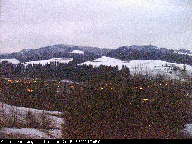 Webcam-Bild: Aussicht vom Dorfberg in Langnau 20071215-170500