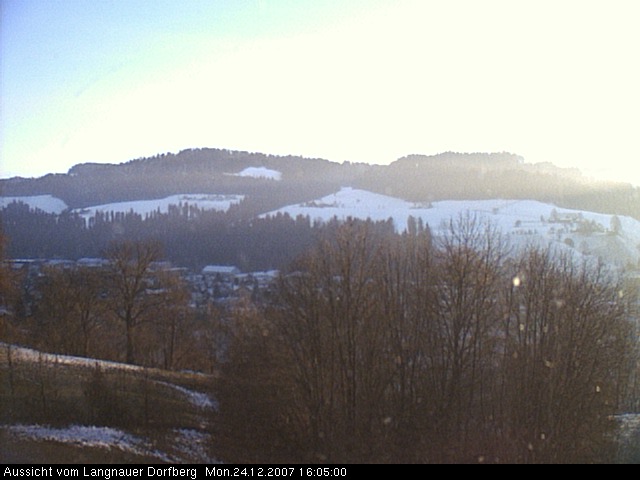 Webcam-Bild: Aussicht vom Dorfberg in Langnau 20071224-160500
