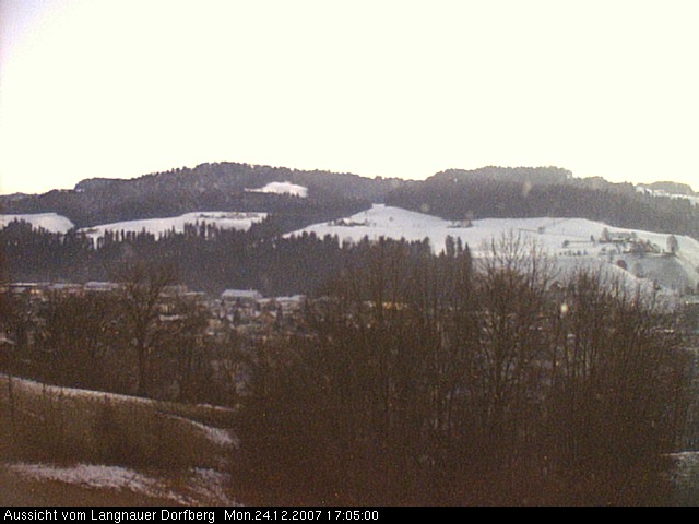 Webcam-Bild: Aussicht vom Dorfberg in Langnau 20071224-170500
