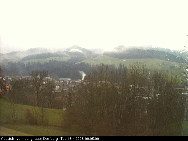Webcam-Bild: Aussicht vom Dorfberg in Langnau 20080415-090500