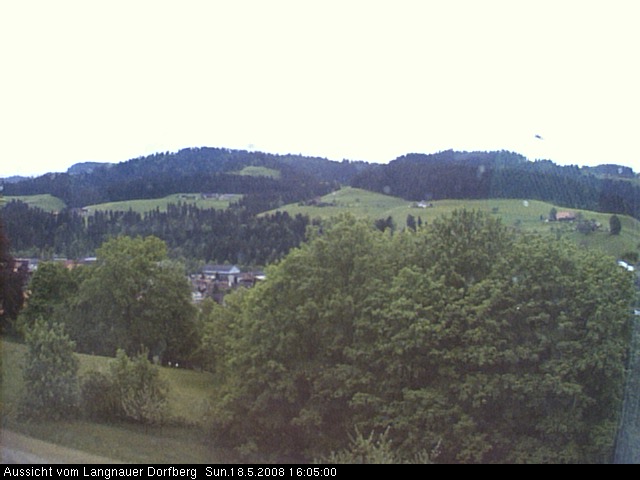 Webcam-Bild: Aussicht vom Dorfberg in Langnau 20080518-160500
