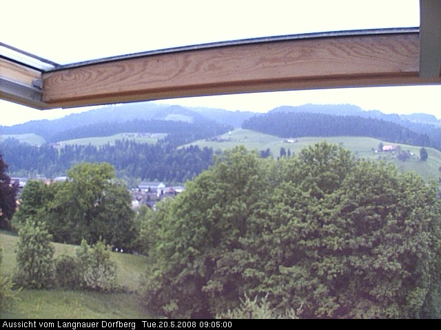 Webcam-Bild: Aussicht vom Dorfberg in Langnau 20080520-090500