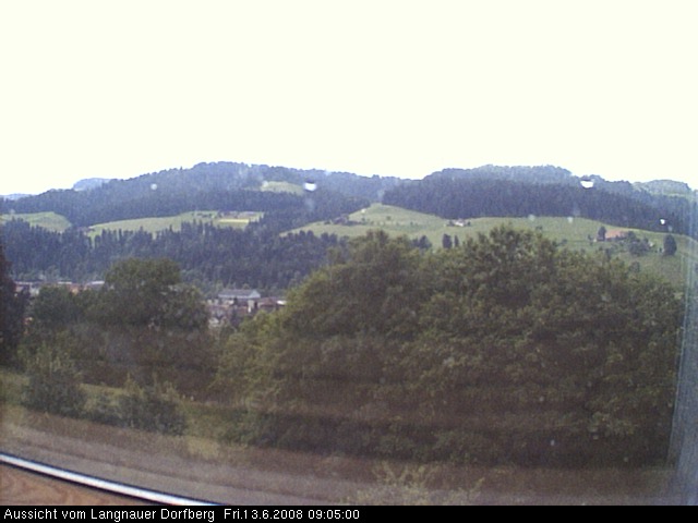 Webcam-Bild: Aussicht vom Dorfberg in Langnau 20080613-090500