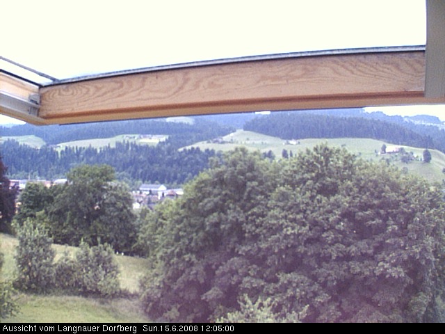 Webcam-Bild: Aussicht vom Dorfberg in Langnau 20080615-120500