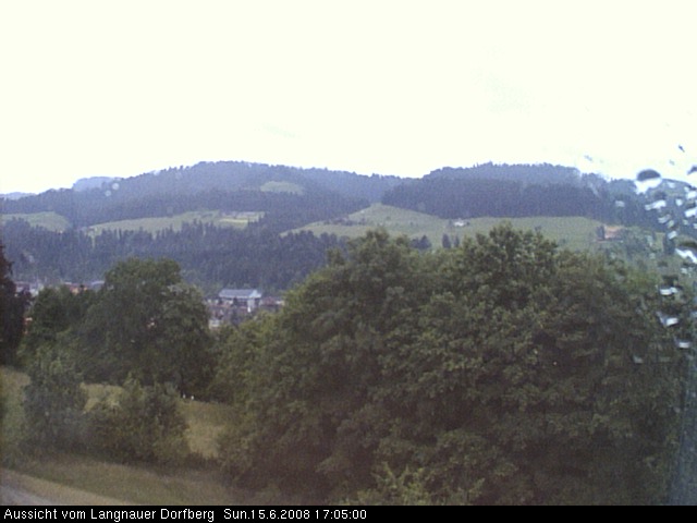 Webcam-Bild: Aussicht vom Dorfberg in Langnau 20080615-170500