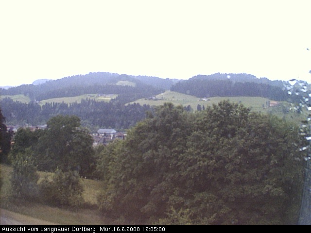 Webcam-Bild: Aussicht vom Dorfberg in Langnau 20080616-160500