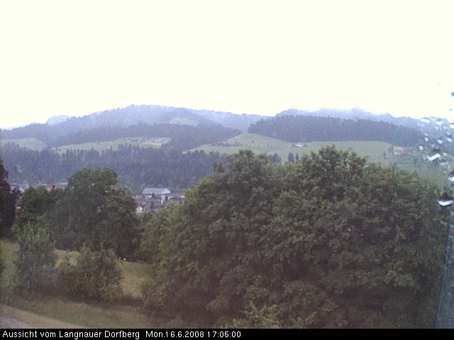 Webcam-Bild: Aussicht vom Dorfberg in Langnau 20080616-170500