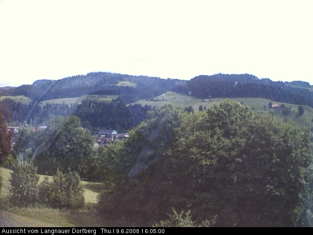 Webcam-Bild: Aussicht vom Dorfberg in Langnau 20080619-160500
