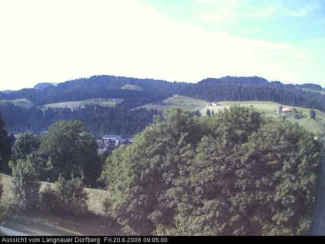 Webcam-Bild: Aussicht vom Dorfberg in Langnau 20080620-090500