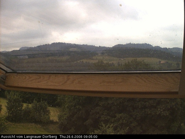 Webcam-Bild: Aussicht vom Dorfberg in Langnau 20080626-090500