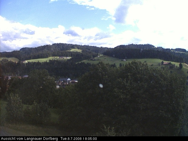 Webcam-Bild: Aussicht vom Dorfberg in Langnau 20080708-180500
