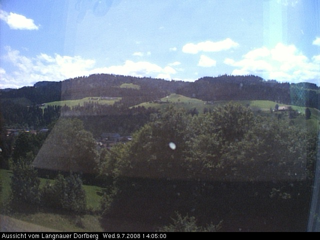 Webcam-Bild: Aussicht vom Dorfberg in Langnau 20080709-140500