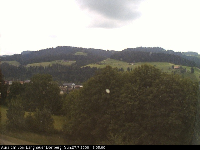 Webcam-Bild: Aussicht vom Dorfberg in Langnau 20080727-160500