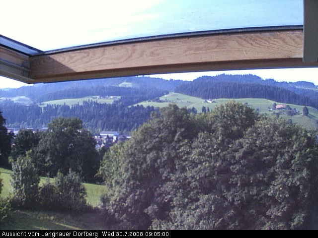 Webcam-Bild: Aussicht vom Dorfberg in Langnau 20080730-090500