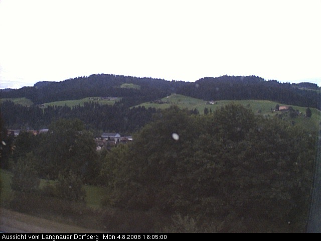 Webcam-Bild: Aussicht vom Dorfberg in Langnau 20080804-160500