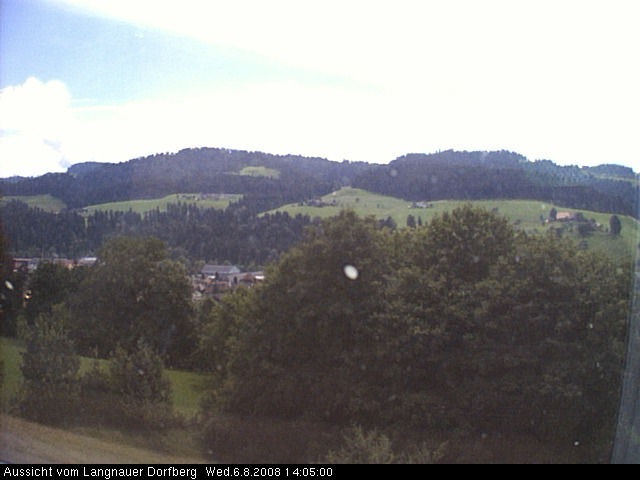 Webcam-Bild: Aussicht vom Dorfberg in Langnau 20080806-140500