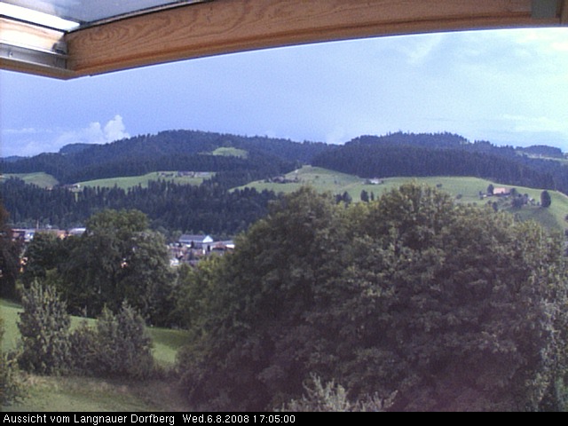 Webcam-Bild: Aussicht vom Dorfberg in Langnau 20080806-170500