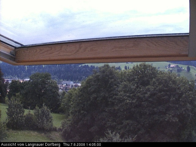Webcam-Bild: Aussicht vom Dorfberg in Langnau 20080807-140500