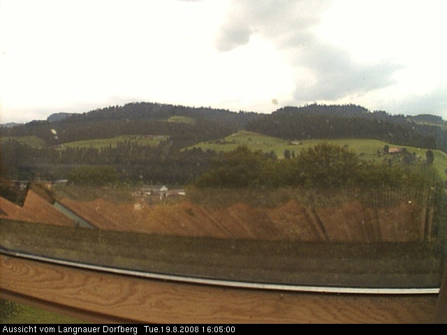 Webcam-Bild: Aussicht vom Dorfberg in Langnau 20080819-160500