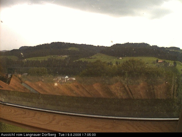 Webcam-Bild: Aussicht vom Dorfberg in Langnau 20080819-170500