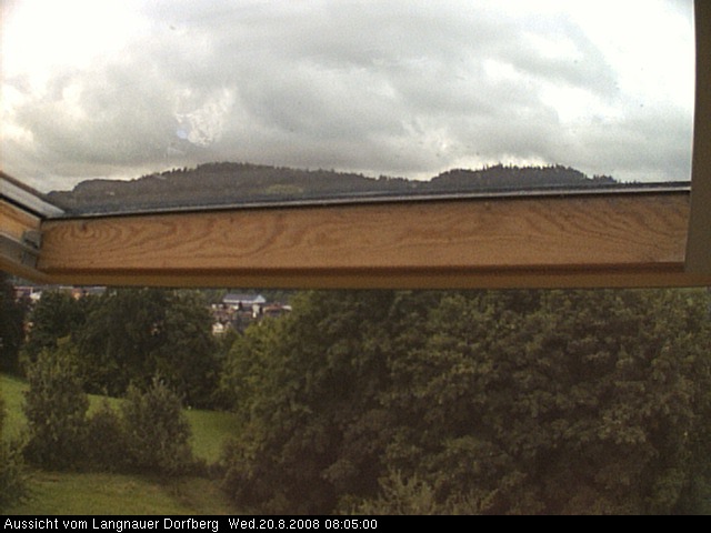 Webcam-Bild: Aussicht vom Dorfberg in Langnau 20080820-080500